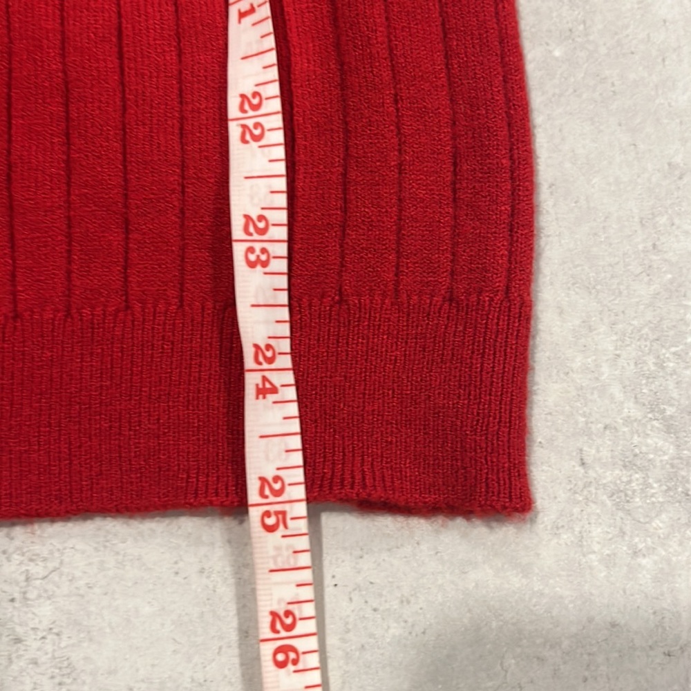 Sweater - Picture 7 of 7
